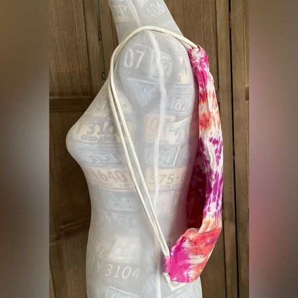 Tie Dye drawstring backpack. - Picture 2 of 2